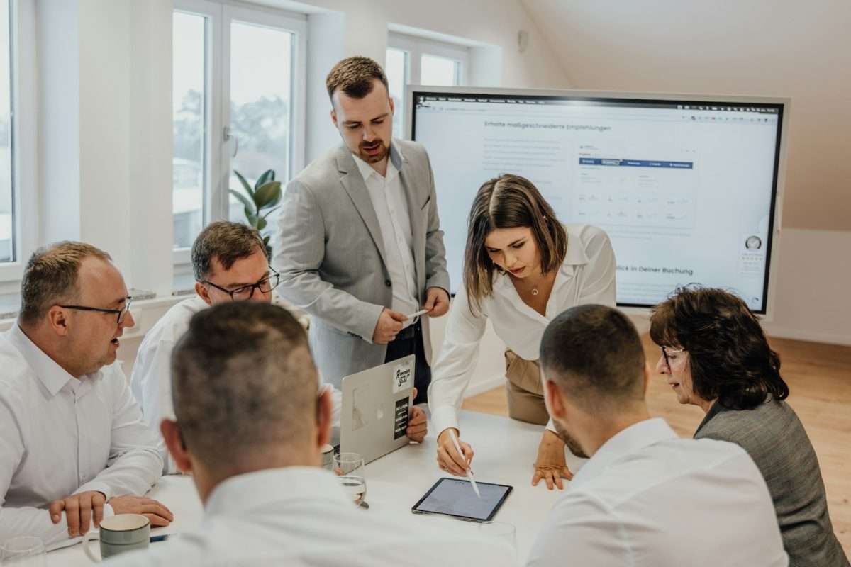 Business Brand Strategy Warning Signs