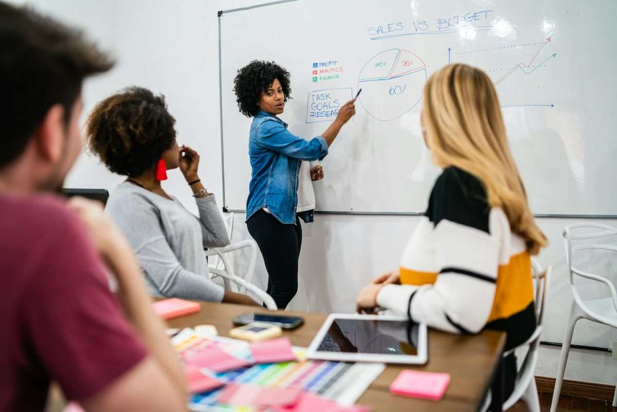 How to Use Branding and Communication Agency Support to Fix Sales Misalignment
