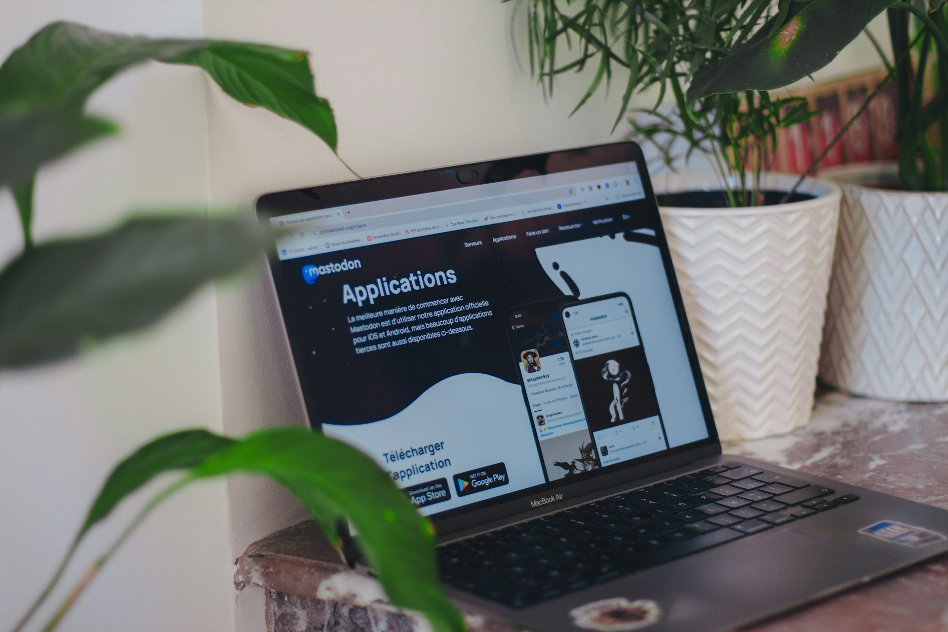 10-Hour/Month B2B Brand Strategy System: Quarterly Cadence for Consistency